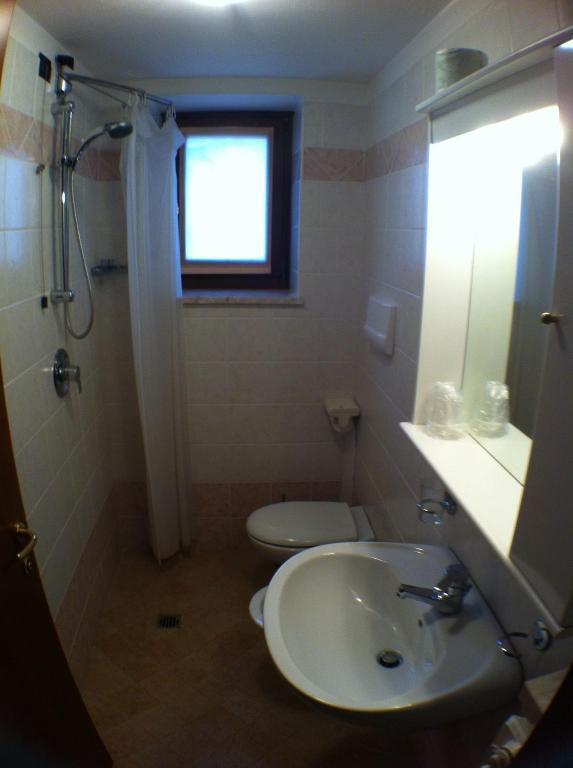 Hotel Scandola Bosco Chiesanuova Oda fotoğraf